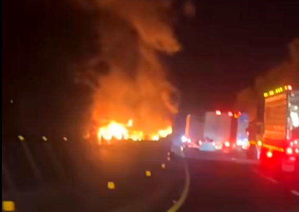 Cierre total en la autopista Tepic–Guadalajara; En Plan de Barrancas.